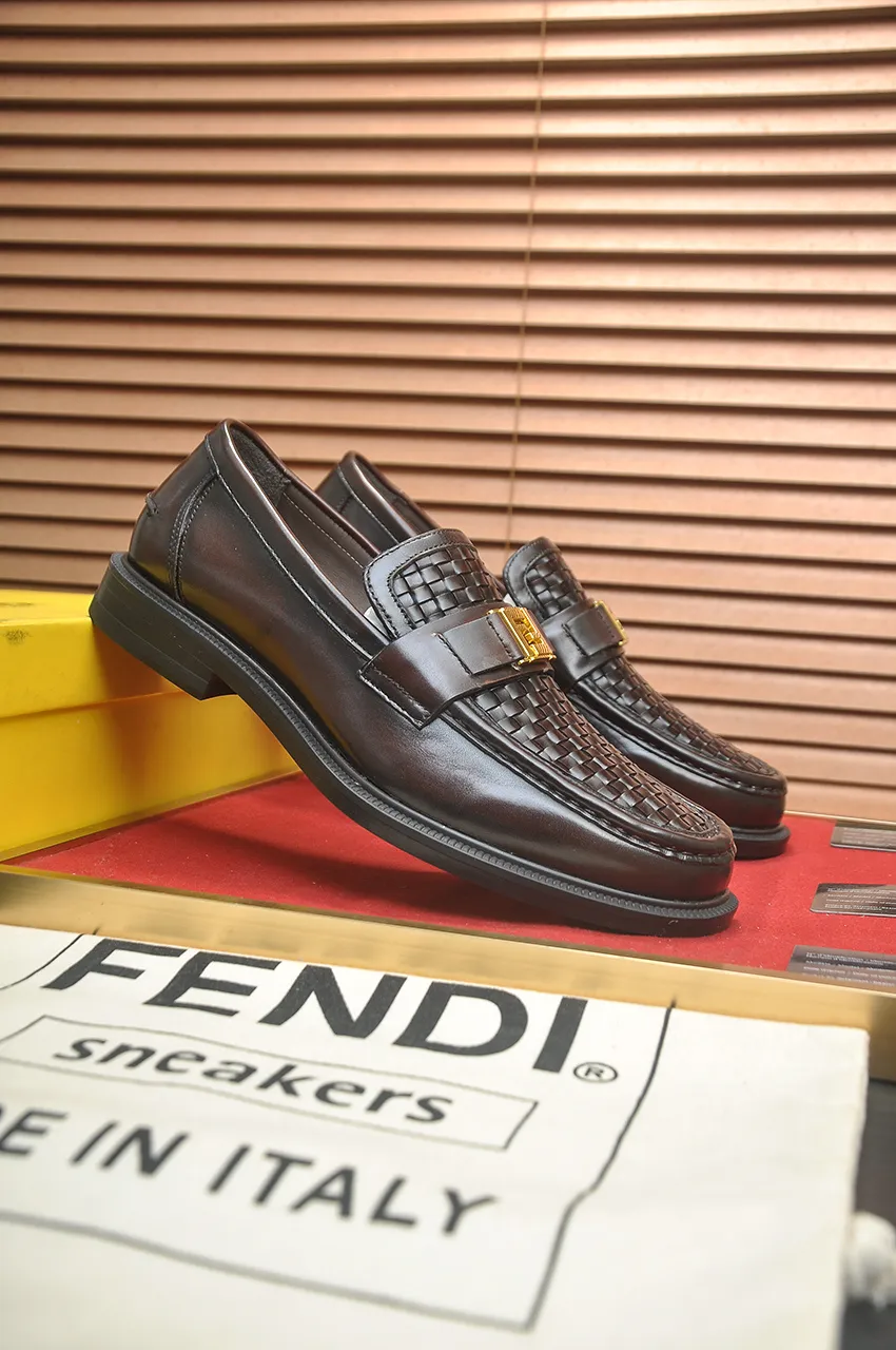 Men's shoes 💰500💶 [FENDI] The latest high-end men's shoes in Hong Kong! Original quality. The upper is made of imported cowhide material and cowhide lining! Super comfortable on the foot, original wear-resistant outsole, luxurious, fashionable, casual and versatile! Size: 38-45 (45 customized)
